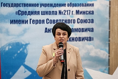 \"Воспитать внутренний стержень\". Чему научат школьников в новом военно-патриотическом клубе \"АрмАдА\"