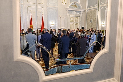 Сотрудники государственного комитета по стандартизации посетили Дворец Независимости