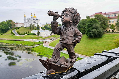 Новая миниатюрная скульптура из серии \"Валошки\" установлена в Витебске