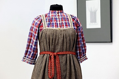 С точностью в деталях. В Витебске открылась выставка народного костюма от молодого дизайнера