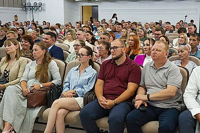 \"Пульс страны: факты, тренды, смыслы\". В регионах проходят встречи экспертов с населением