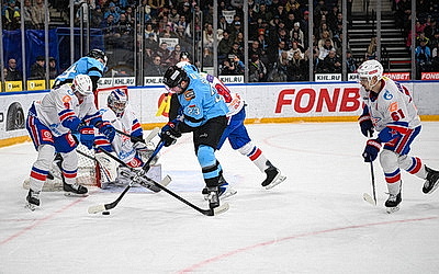 Минские динамовцы уступили СКА