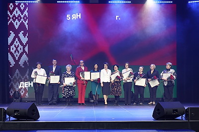 Профессия помогать. В Минске наградили лучших работников соцзащиты