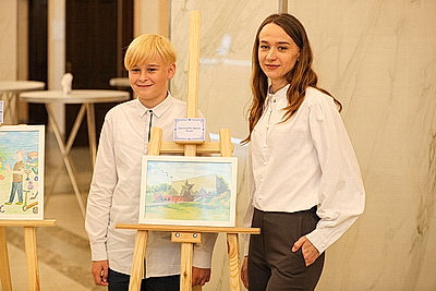 Свыше 200 рисунков и сочинений о Родине. Победителей конкурса \"Юный патриот\" объявили в Минске