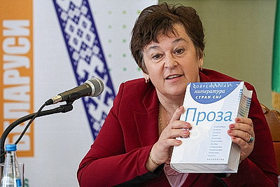 От конкурсов к признанию. Как в Беларуси формируют новую плеяду молодых писателей