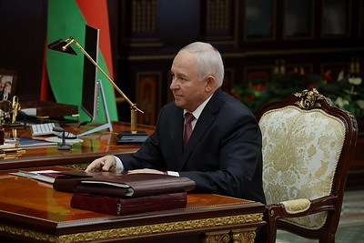 Лукашенко принял с докладом спецпосланника Виктора Шеймана