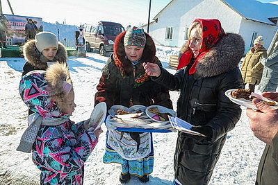 Гусиные забеги, обряды и много песен. В Костюковичском районе провели \"Гусінае свята\"