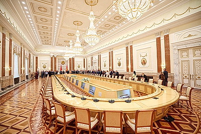 Представители предприятий-резидентов и сотрудники администрации СЭЗ \"Минск\" посетили Дворец Независимости