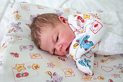 \"Сделали для семьи главный подарок\". В Витебском областном роддоме прошел праздник для мам