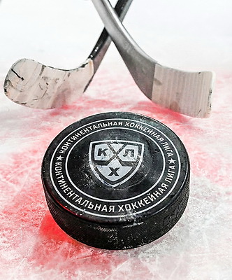 Минские динамовцы в овертайме дома уступили \"Авангарду\"