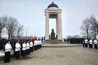 Девизом было и остается \"Своих не бросать\". В Могилеве прошел митинг ко Дню памяти воинов-интернационалистов