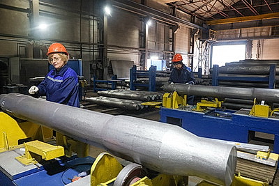 Почему промышленность - ключ к развитию регионов, рассказали на Могилевском металлургическом заводе