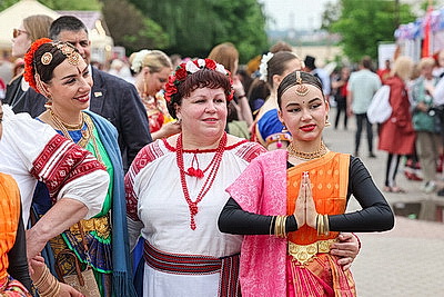 Объединяя культуры. XV Республиканский фестиваль национальных культур проходит в Гродно
