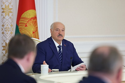 Лукашенко собрал совещание с руководством Совмина