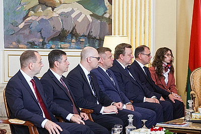 Кочанова встретилась с председателем Совета наций парламента Алжира