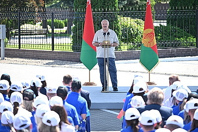 Лукашенко посещает Березовский район