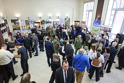 \"Не вернувшимся из полета\": в Витебске открылась белорусско-российская выставка о героях-летчиках