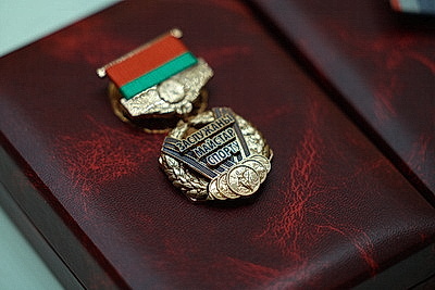 Едины в стремлении сделать страну лучше. Лукашенко в преддверии 8 Марта вручил женщинам госнаграды