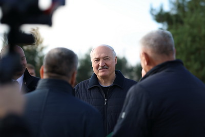 Лукашенко ознакомился с экспериментом по повышению плодородия почв