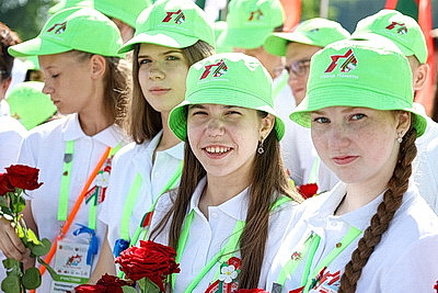 Символ мужества и гордости народа. Торжества по случаю Дня Независимости проходят на Кургане Славы