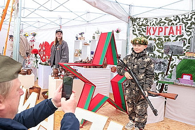 На Кургане Славы проходит областной праздник ко Дню Победы