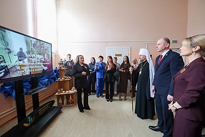 Поделиться теплом. В Клецком районе приняли участников акции \"Подари радость ближнему\"