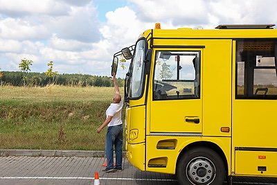 В Минской области выбрали лучшего водителя школьного автобуса