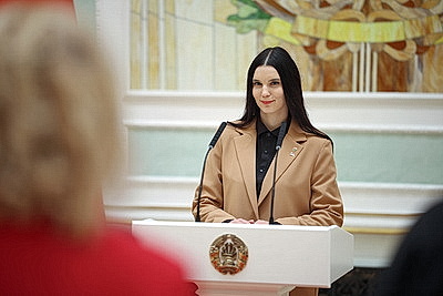 Представительницы сферы ЖКХ побывали с экскурсией во Дворце Независимости