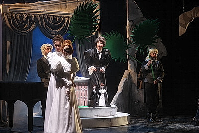 Самый длинный вечер в репертуаре. В Брестском театре кукол - премьера спектакля \"Дядюшкин сон\"