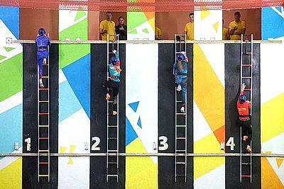 Открытый Кубок Беларуси по пожарно-спасательному спорту проходит в Гродно