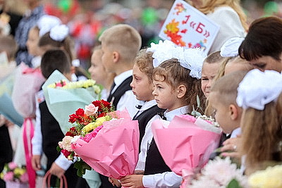 Подарком для школьников Большой Берестовицы стал новый бассейн