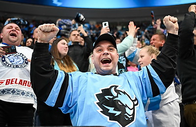 Минское \"Динамо\" одержало вторую победу в серии первого раунда плей-офф КХЛ