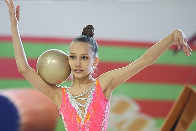 \"Олимпийские надежды\". Открытое первенство по художественной гимнастике проходит в Могилеве