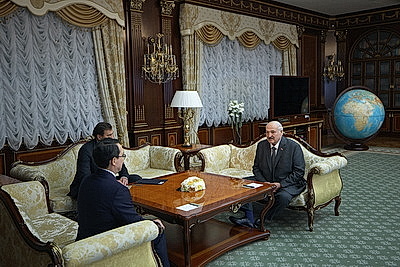 Лукашенко видит потенциал для увеличения вдвое товарооборота с Казахстаном