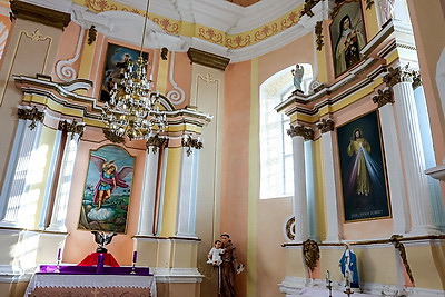 Достопримечательности. Костел Святой Троицы в деревне Дуниловичи