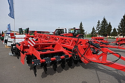 Лукашенко обозначил актуальные задачи по развитию агросервисов