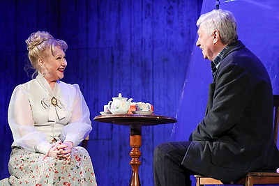 Спектакль \"Земля Эльзы\" прошел в Белорусском государственном молодежном театре