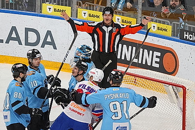 Минские динамовцы в серии буллитов уступили СКА и продлили серию поражений