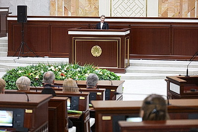 Диалог о будущем сердца страны. В Овальном зале собрались женщины, которые хотят сделать жизнь на селе ярче и комфортнее