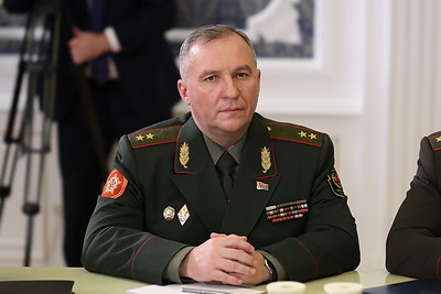 Лукашенко собрал совещание с силовиками. Тема - итоги проверки одной из бригад внутренних войск