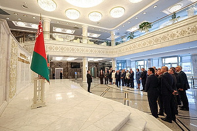 С деятельностью Верховного Суда ознакомились члены Совета Республики