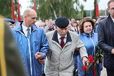 Единство - залог мира и движения вперед. Праздничное торжество в Гродно объединило все поколения жителей региона