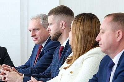Нового министра природных ресурсов и охраны окружающей среды представили коллективу ведомства