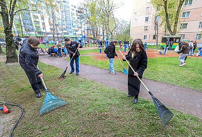 В Витебске прошла маевка \"Мир! Труд! Май!\"