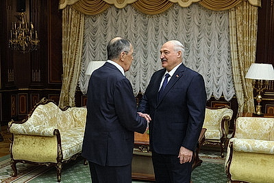 Лукашенко провел переговоры с министром иностранных дел России