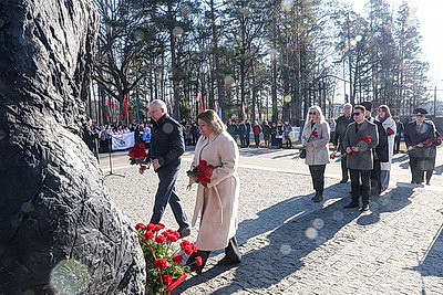 \"Это история и нашего края\". В Борках прошел митинг-реквием в День памяти трагедии в Хатыни