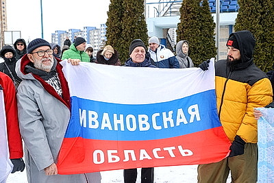 Соревнования по зимнему плаванию проходят в Бресте