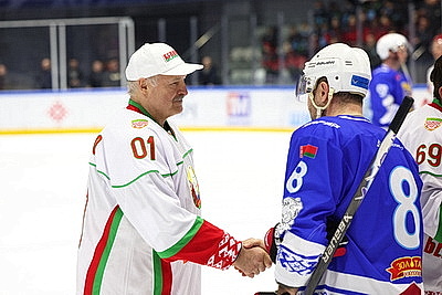 Команда Президента вышла вперед в финальной серии РХЛ