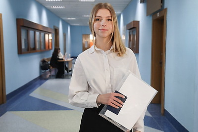 Около 58,5 тыс. белорусских одиннадцатиклассников приняли участие в репетиционном ЦЭ