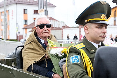 Радостно, трепетно, масштабно празднуют День Победы в Бресте